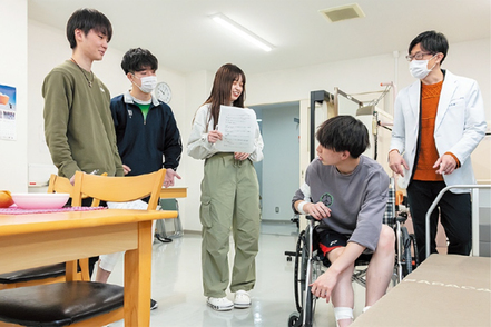 北海道千歳リハビリテーション大学 少人数制ならではの手厚いサポートで、一人ひとりの理解度に合わせて丁寧に指導します。