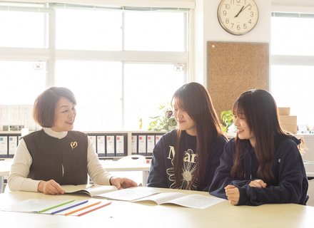 千葉明徳短期大学の特長３