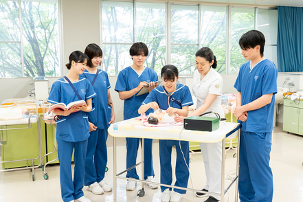 聖マリア学院大学 臨床看護学実習は、設立理念を共にする聖マリア病院で実施します。