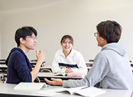 種智院大学の特長２