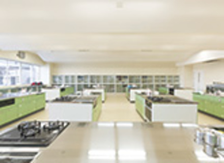 富山短期大学の特長２