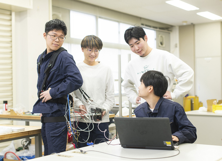 石川職業能力開発短期大学校の特長１