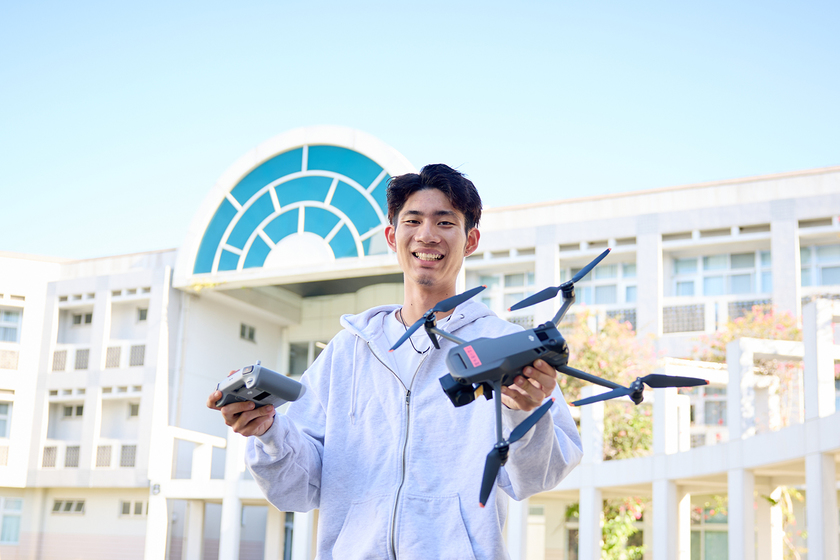 沖縄職業能力開発大学校の学生