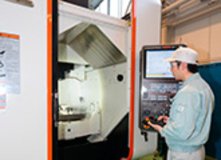 東海職業能力開発大学校の特長２