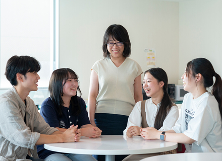 ユマニテク短期大学の特長１