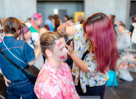 山野美容芸術短期大学の特長３