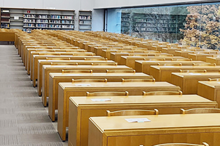 中央大学（通信教育課程） 茗荷谷キャンパスの法学部図書館はもちろん、中央図書館など中央大学の図書館を利用できます
