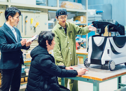 成安造形大学の特長３