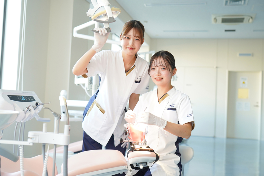 三条看護・医療・歯科衛生専門学校の学生