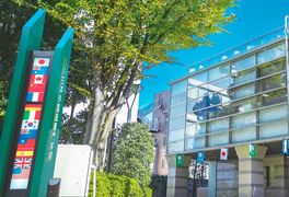 日本外国語専門学校