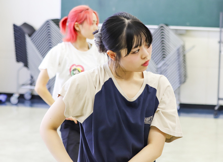 日本芸術専門学校の特長１