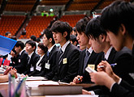 大阪ハイテクノロジー専門学校の特長１