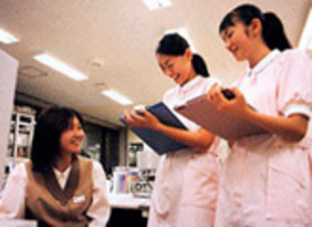 富山大原簿記公務員医療専門学校の特長１