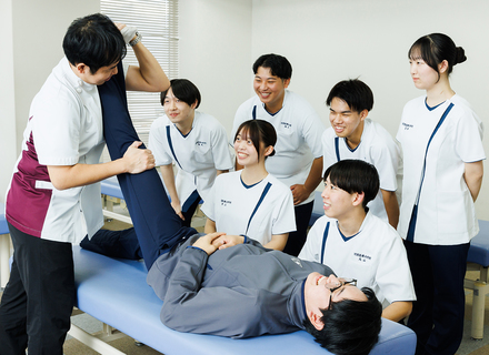 河原医療大学校の特長１