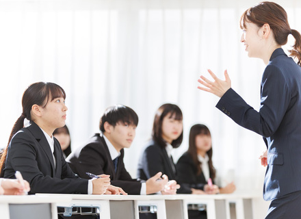 日本こども福祉専門学校の特長３