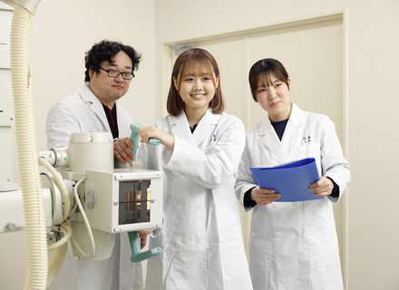 北海道医薬専門学校の特長１