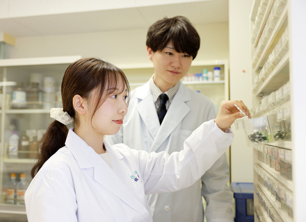 北海道医薬専門学校の特長２