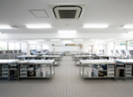 日本菓子専門学校の特長２