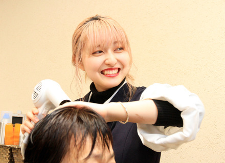 日本美容専門学校の特長２