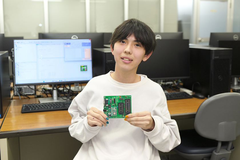 京都コンピュータ学院洛北校の学生