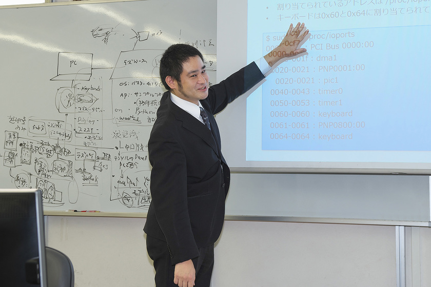 京都コンピュータ学院洛北校の先生