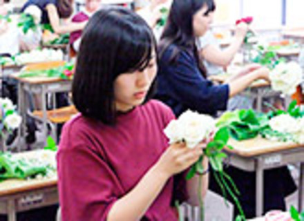 国際製菓専門学校の特長３