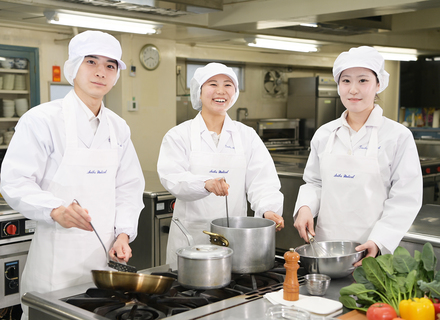 西武学園医学技術専門学校の特長１