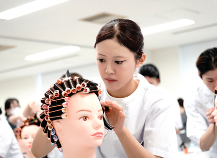 国際文化理容美容専門学校国分寺校の特長１