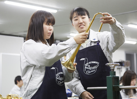 中部楽器技術専門学校の特長１