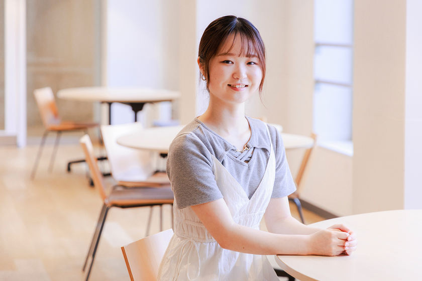 東京エアトラベル・ホテル専門学校の学生