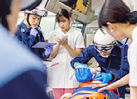 東京医薬看護専門学校の特長１