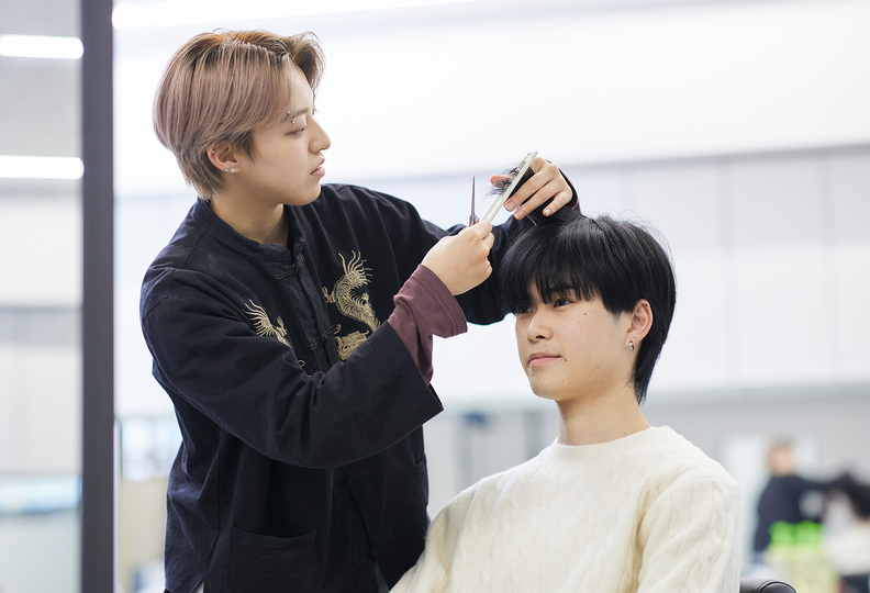鹿児島県美容専門学校の風景