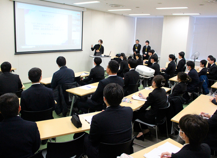 日本鉄道＆スポーツビジネスカレッジ２１の特長２