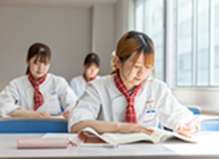 名古屋製菓専門学校の特長２