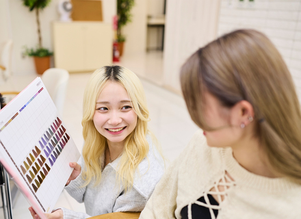 仙台ヘアメイク専門学校の特長１