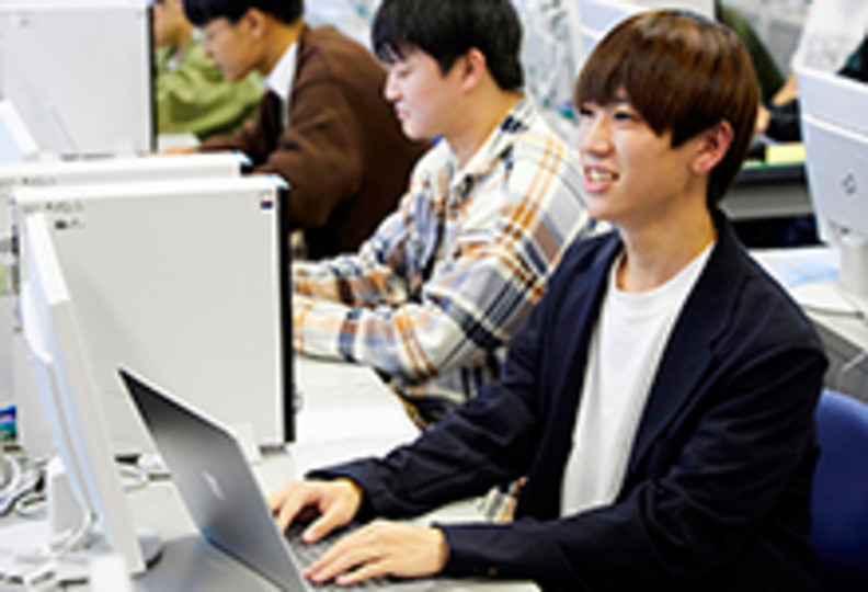 近畿コンピュータ電子専門学校の風景