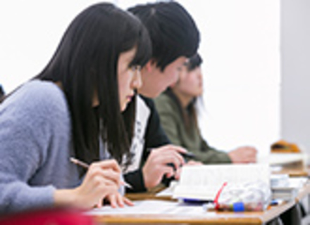 ＭＣＬ盛岡公務員法律専門学校の特長１