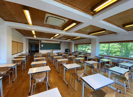 専門学校　愛知保健看護大学校の特長３