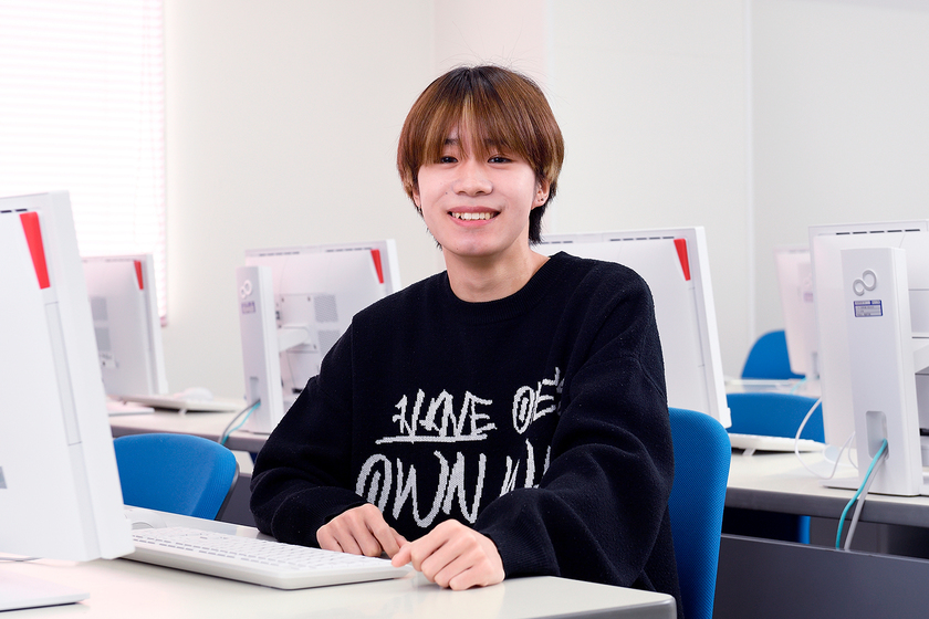 あいちビジネス専門学校の学生