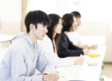 中京法律専門学校の特長１