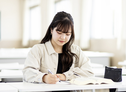 中京法律専門学校の特長２