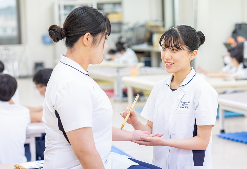 郡山健康科学専門学校の風景
