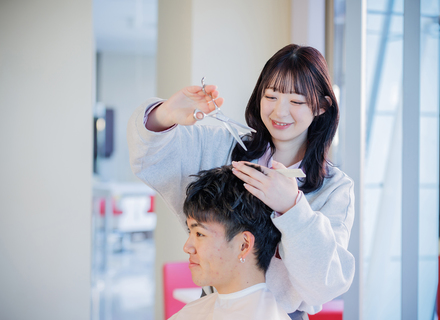 ＳＥＮＤＡＩ中央理容美容専門学校の特長３