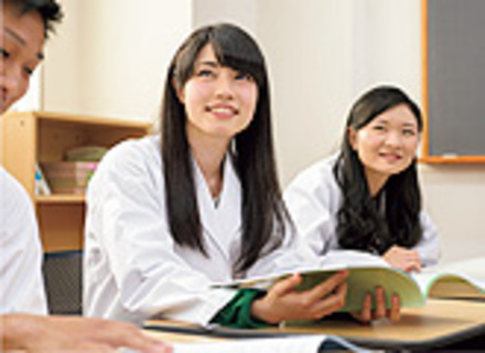 大原医療秘書福祉保育専門学校横浜校の特長３