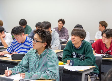 仙台大原簿記情報公務員専門学校の特長２