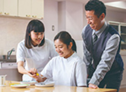 東海医療科学専門学校の特長１