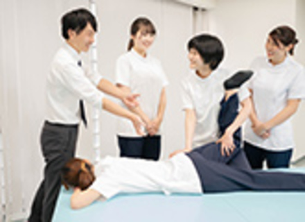 専門学校東京医療学院の特長１