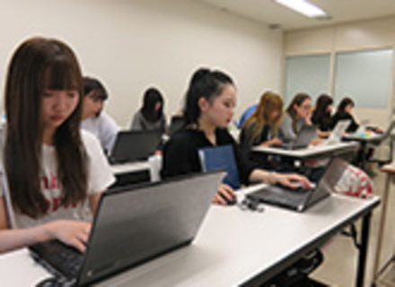 静岡産業技術専門学校の特長２