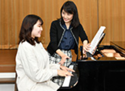 越谷保育専門学校の特長２