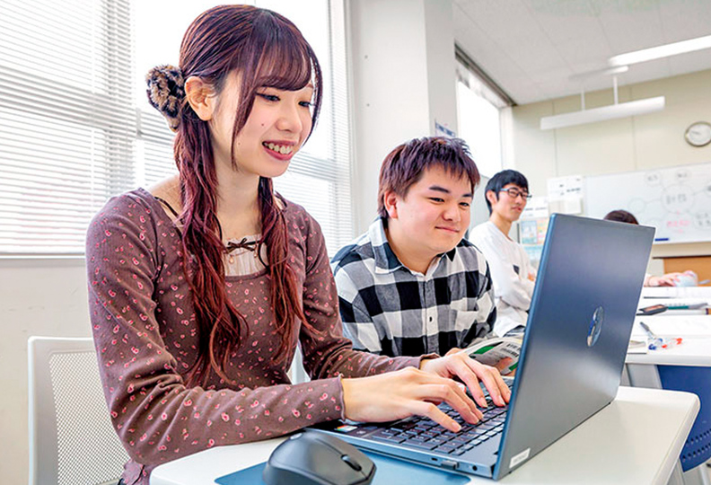 秋田コア　ビジネスカレッジの風景